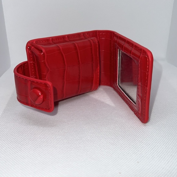 LIPSTICK CASE - Picture 4 of 7